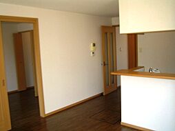 スリーエムＢ 101 1階2LDKのリビング/ダイニング