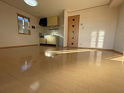 リビングタウン下奈良　Ａ 201 2階1LDKのリビング/ダイニング