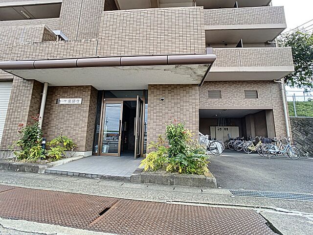 7 / 15