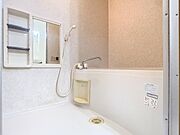 掲載写真は同型モデルを掲載しており実際のお部屋と仕様等が異なる場合、現況を優先とさせていただきます。