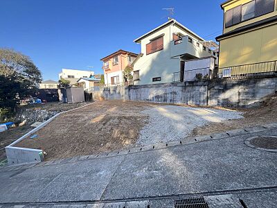 外観:更地渡しの為余分な解体費用は掛かりません! 外観:更地渡しの為余分な解体費用は掛かりません!