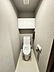 トイレ：シンプルなトイレはお好きなテイストにしやすくGood！