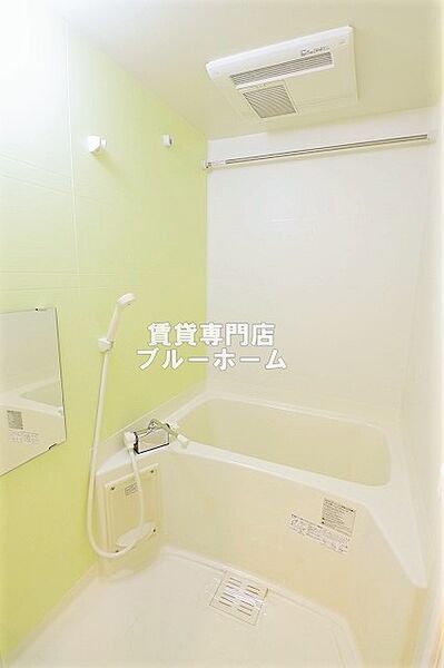 画像6:浴室乾燥機付きの浴槽です！