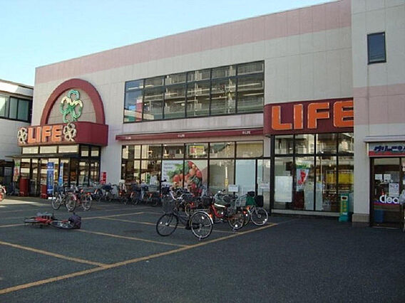 ライフ大森南店...