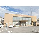 銀行「八十二銀行臼田支店まで625ｍ」