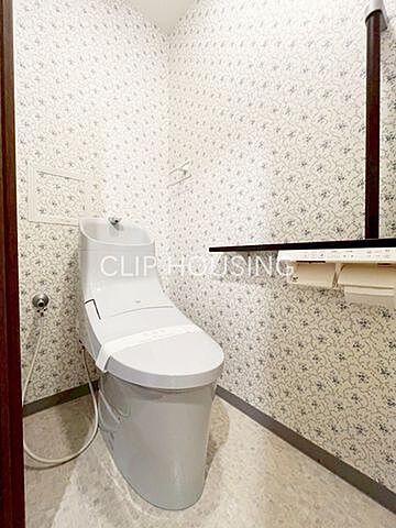 トイレ ル・アール高尾エグザフォート 1階/-