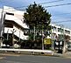 周辺：日野市立日野第三小学校 徒歩8分。 620m