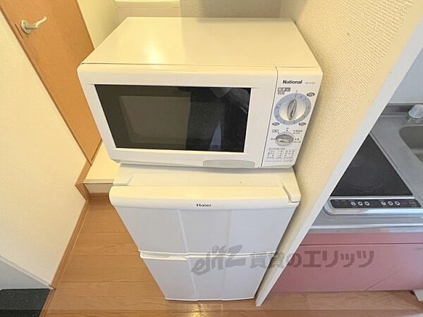 画像16:冷蔵庫・電子レンジ