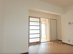 アベニュー中路 302 3階2DKのリビング/ダイニング