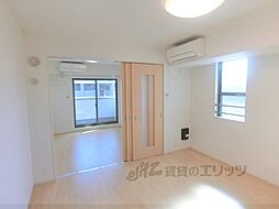 JR片町線(学研都市線) 同志社前駅 徒歩7分の賃貸アパート 1階1LDKのリビング/ダイニング