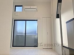 京都地下鉄東西線 石田駅 徒歩11分の賃貸アパート 2階1Kのリビング/ダイニング