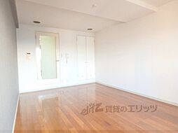 京都市営烏丸線 竹田駅 徒歩11分の賃貸マンション 5階1Kのリビング/ダイニング