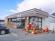 セブンイレブン　木津州見台1丁目店まで400メートル