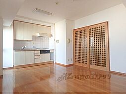 ハウス・ローゼンガーデン 2階2LDKのリビング/ダイニング