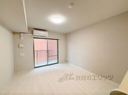 京阪本線 藤森駅 徒歩1分の賃貸マンション 4階2LDKのリビング/ダイニング