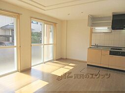 マカナ・ヌイ光台 201 2階1LDKのリビング/ダイニング