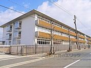 木津南中学校まで2600メートル