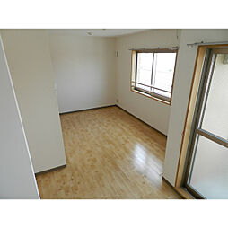 シャトレー参番館 1階ワンルームのリビング/ダイニング