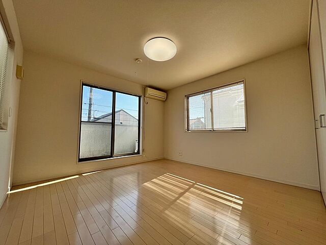 室内 小金井市貫井南町1丁目20-17