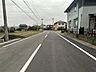 外観：前面道路含む現地写真