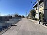 外観：前面道路含む現地写真