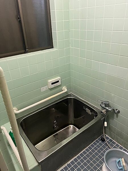 浴室を拡大表示