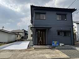 福島県福島市大森　リフォーム　駐車場3台可　広々リビングの4
