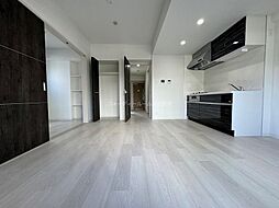 プラッツ名駅 5階2LDKのリビング/ダイニング