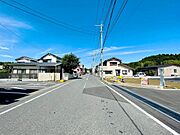 南側 約8.08〜8.14ｍ 公道