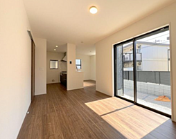 リビング/ダイニングの画像