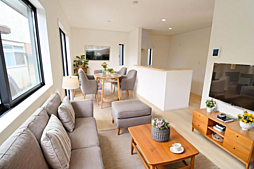 リビング/ダイニングの画像