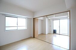 クローバーコート黒門町 602 6階1DKのリビング/ダイニング