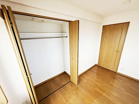 子供部屋や趣味の部屋など用途に合わせてお使いいただけます。