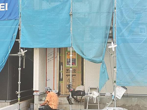 玄関を拡大表示