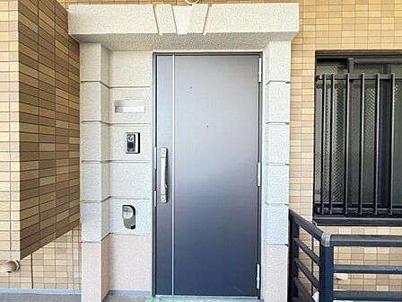 いつも気持ちよくご家族を迎えられる玄関です。