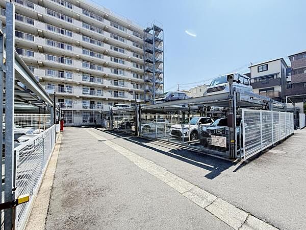 駐車場を拡大表示