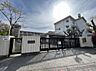 周辺：横須賀市立鶴久保小学校まで約130m（徒歩2分）