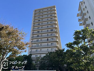 外観：最寄り駅まで徒歩約5分！通勤・通学の際に嬉しい駅チカ物件です。