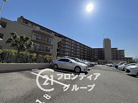 はじめてのご相談でも、経験豊富なスタッフが丁寧にお話を伺います。住まいのことで気になることがあれば、いつでもお声がけください