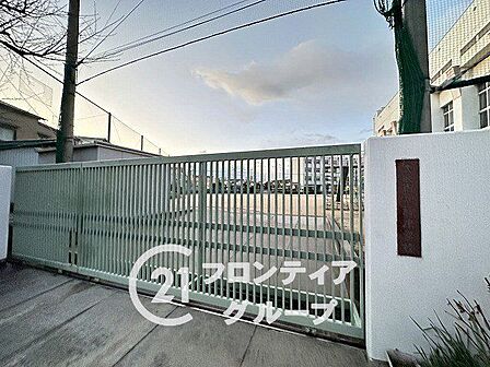大阪市立福小学校 徒歩9分。 690m