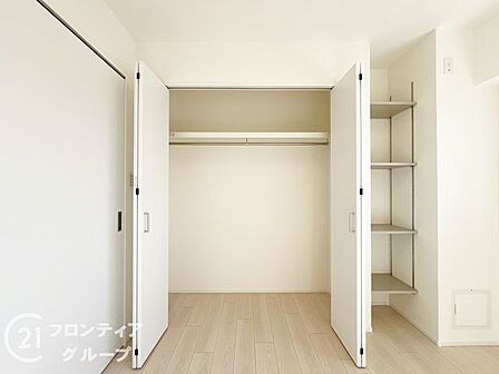 住まい選びは、価格や立地だけでなく、将来の暮らし方まで含めて考えることが大切です。今の段階で気になっていることを、まずスタッフに話してみてください