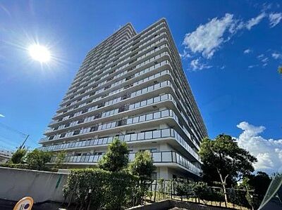 外観：平成9年3月築　総398戸のビッグコミュニティマンション、オートロック