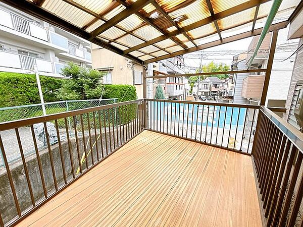 バルコニーを拡大表示