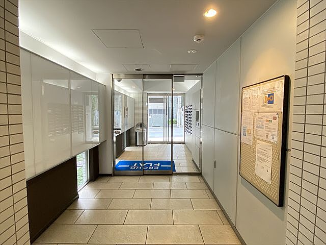 エントランス