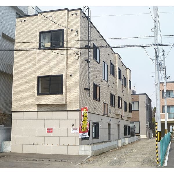 北海道札幌市中央区北六条西22丁目(賃貸アパート1DK・3階・25.29㎡)の写真 その1