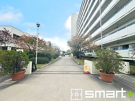 ~資金計画もお任せください~ ・ご見学はもちろん、住宅ローンなど資金面のご相談だけでもお気軽にどうぞ。 ・プロのアドバイザーがお客様にとって最適なプランをご提案させていただきます。