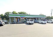 ファミリーマート つくば寺具店（2200m）