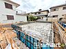 外観：～ベタ基礎でしっかりとした土台～ ・コンクリートの中に鉄筋を配し強度を高めた「ベタ基礎」を採用。 ・しっかりとした土台を造ったうえで、その上に建物が築造されていきます。 