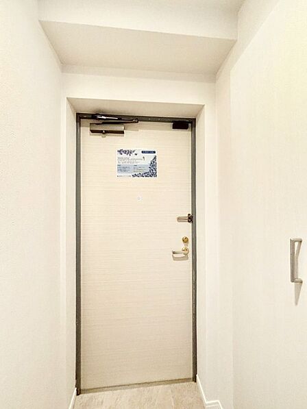 ご家族やお客様を気持ちよくお出迎えできる穏やかな雰囲気の玄関です。