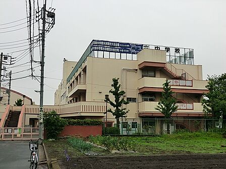 中学校 1400m 三鷹市立第六中学校